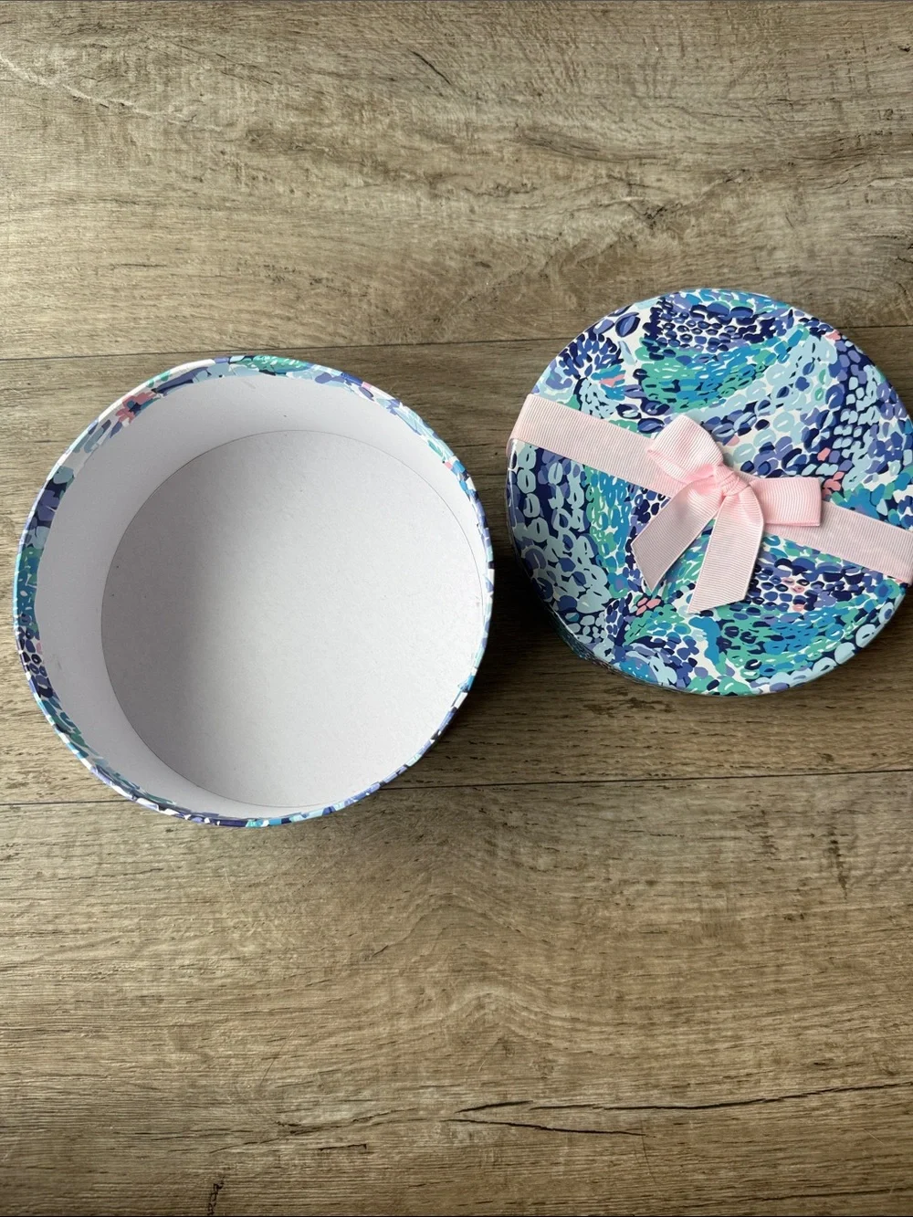 Lilly Pulitzer Display Box